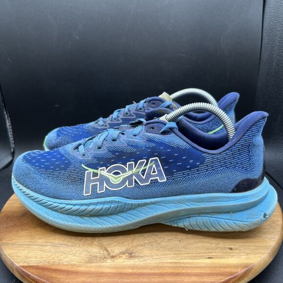 Athletic_Shoes